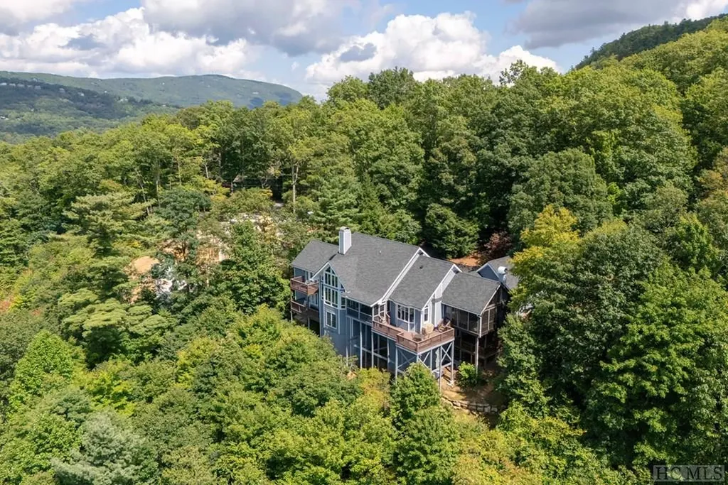 444 Golf View Road Sapphire NC 28774