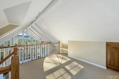 444 Golf View Road Sapphire NC 28774