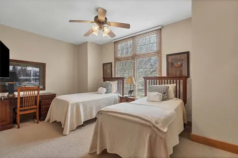 233 Rendezvous Ridge Cashiers NC 28717