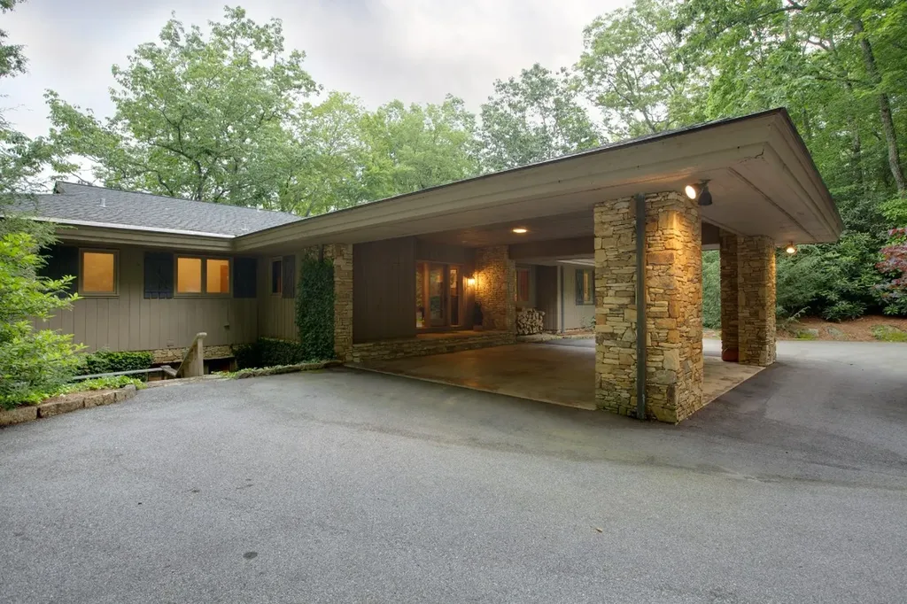 3668 West Club Boulevard Lake Toxaway NC 28747