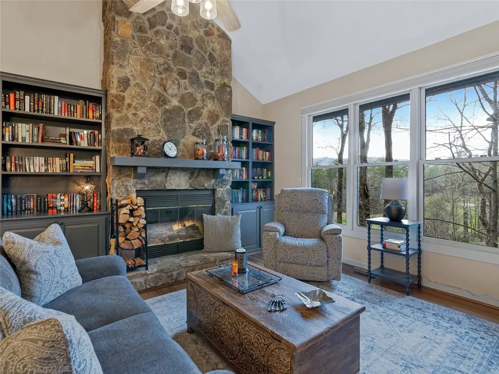 134 Racquet Club Villas Drive Sapphire NC 28774