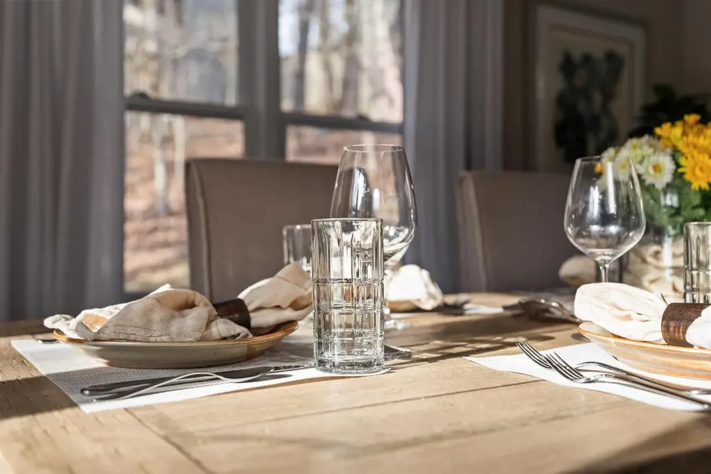 140 Lost Trail Highlands NC 28741