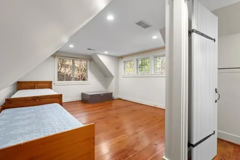 69 Old Cove Highlands NC 28741