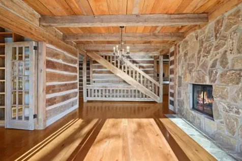 69 Old Cove Highlands NC 28741