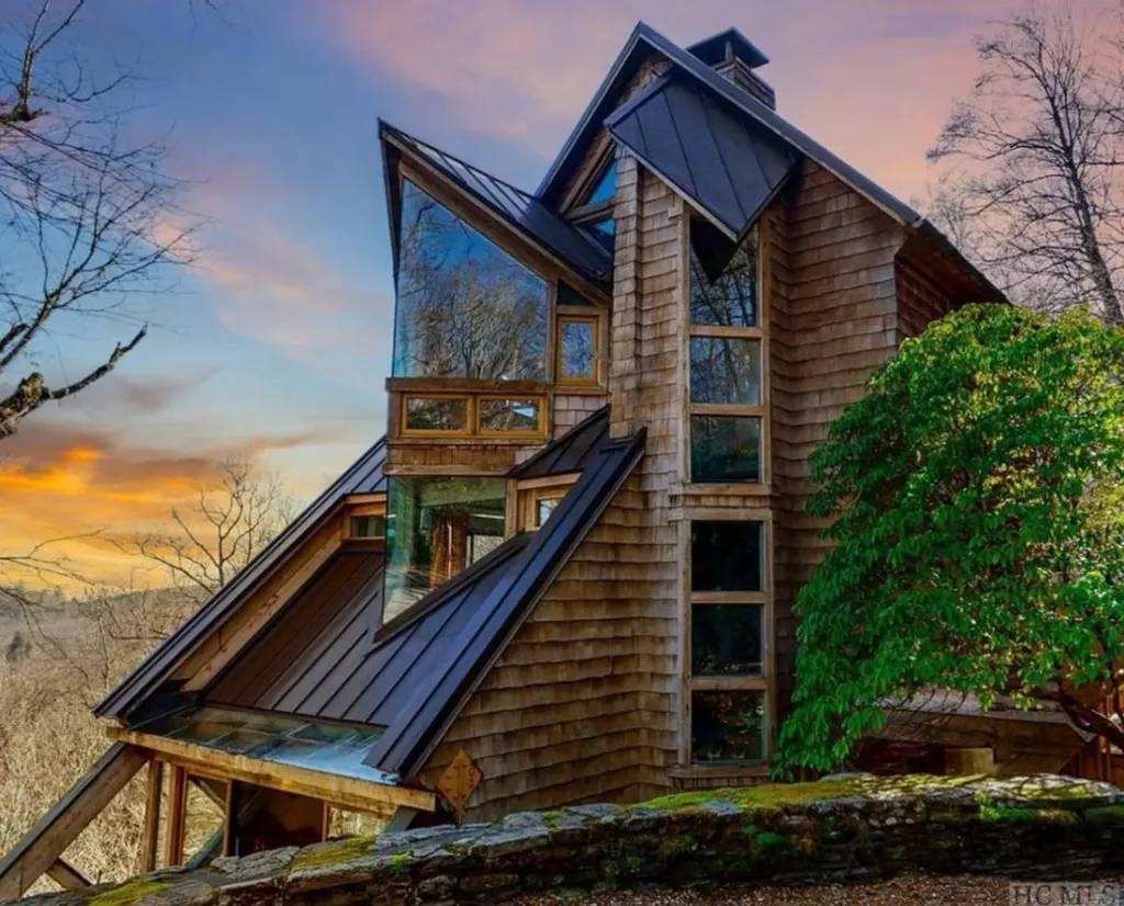 220 Worley Road Highlands NC 28741