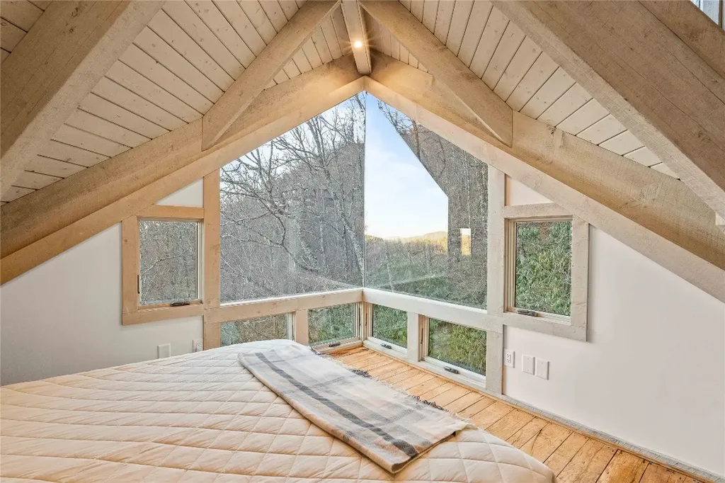 220 Worley Road Highlands NC 28741