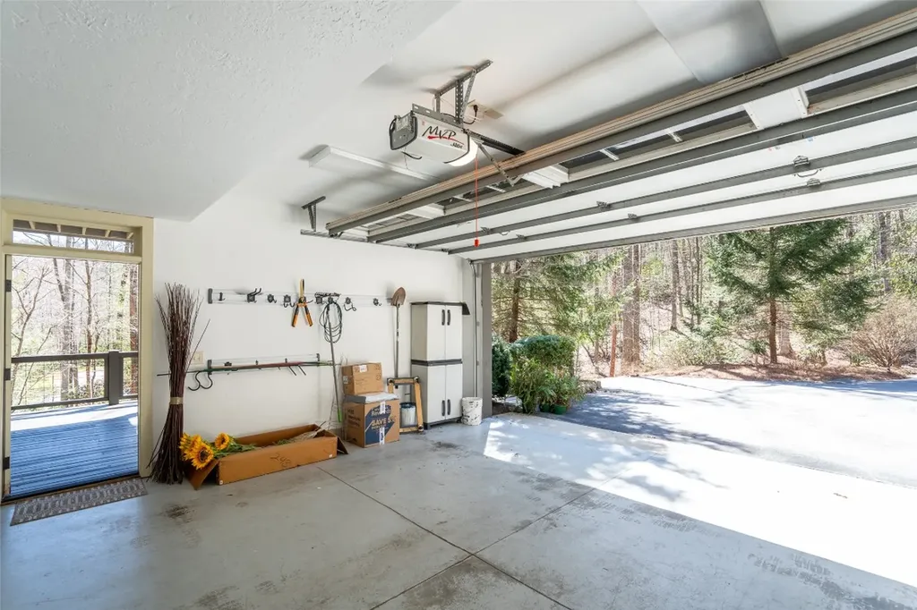 162 Elbow Creek Road Cashiers NC 28717