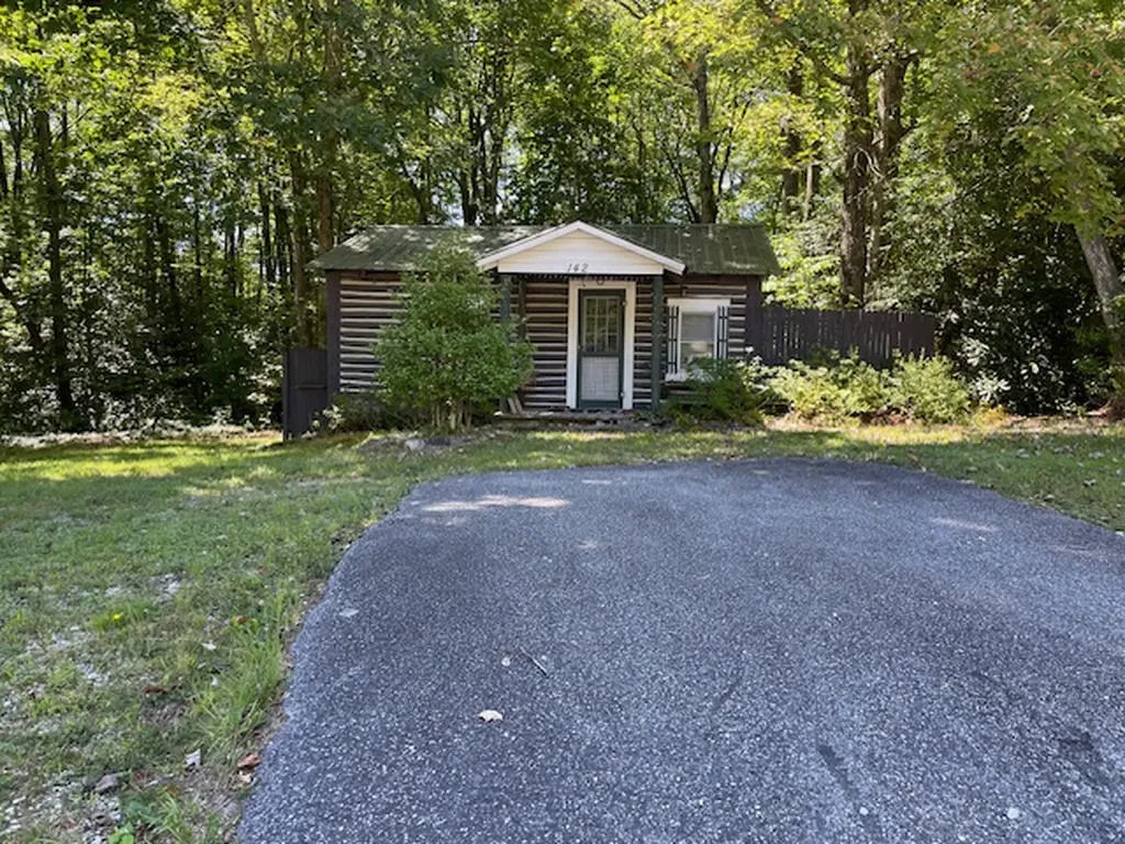 142 Whitewater Road Sapphire NC 28774