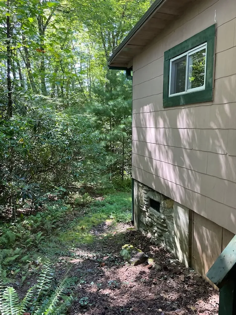 142 Whitewater Road Sapphire NC 28774