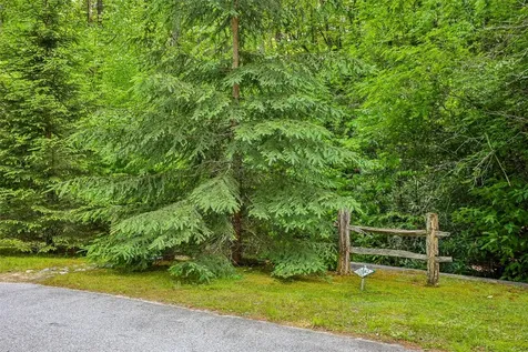 43 Ledgeview Road Cashiers NC 28717