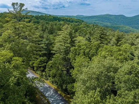 38 Loblolly Lane Cashiers NC 28717