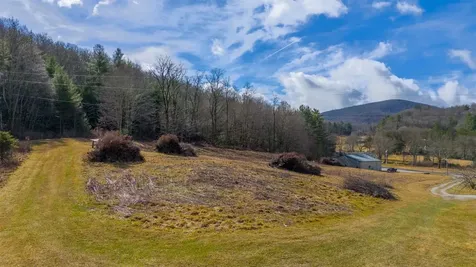 3606 Yellow Mountain Road Cullowhee NC 28723