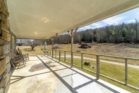 3606 Yellow Mountain Road Cullowhee NC 28723