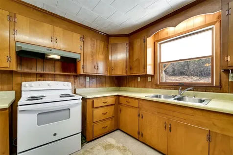 3606 Yellow Mountain Road Cullowhee NC 28723