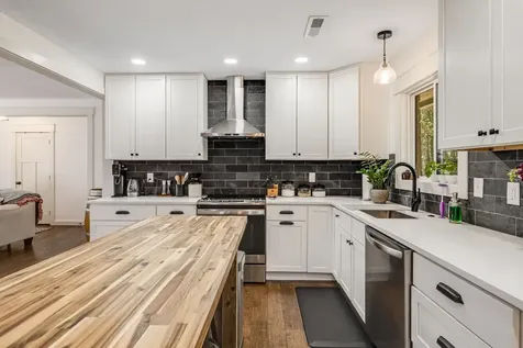 36 S Greenwood Forest Drive Etowah NC 28729