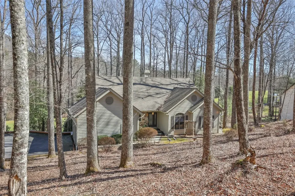 88 Mossy Rock Road Sapphire NC 28774