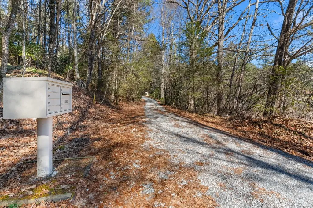 76 High Cotton Lane Highlands NC 28741