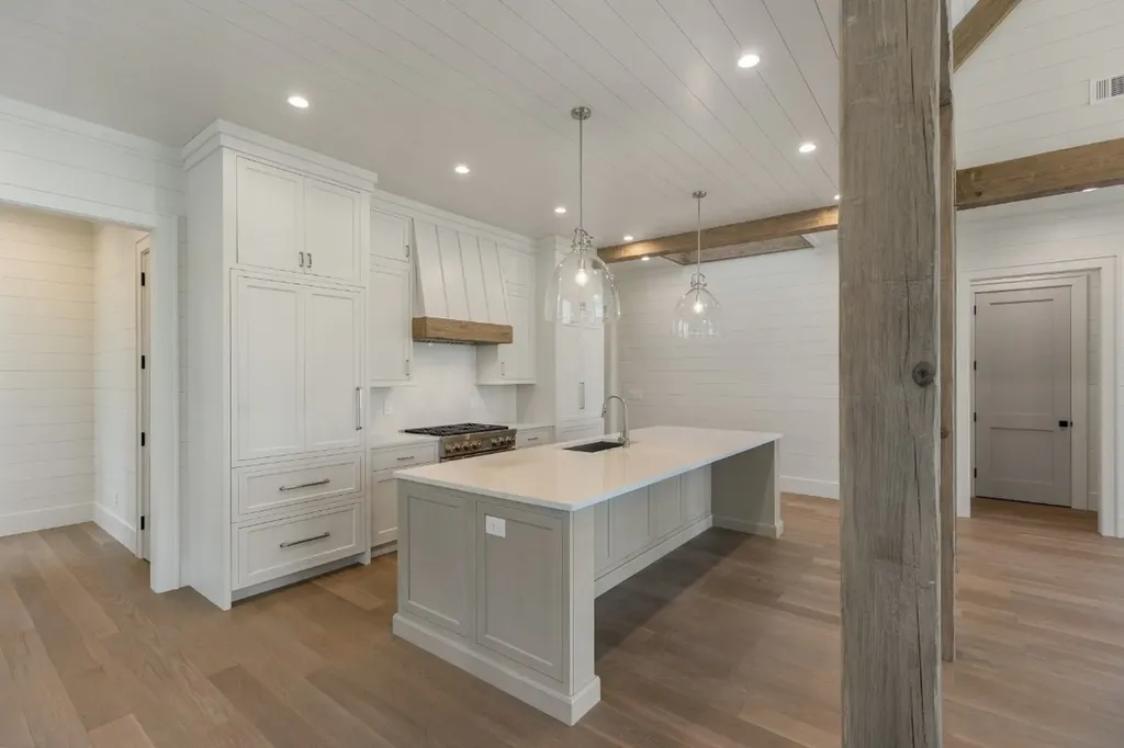 419 Thunder Creek Lane Cashiers NC 28717