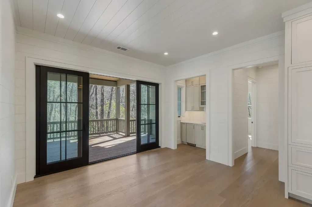 419 Thunder Creek Lane Cashiers NC 28717