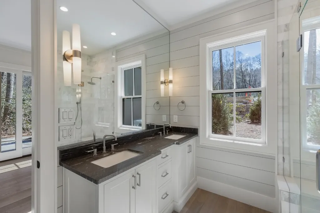 419 Thunder Creek Lane Cashiers NC 28717