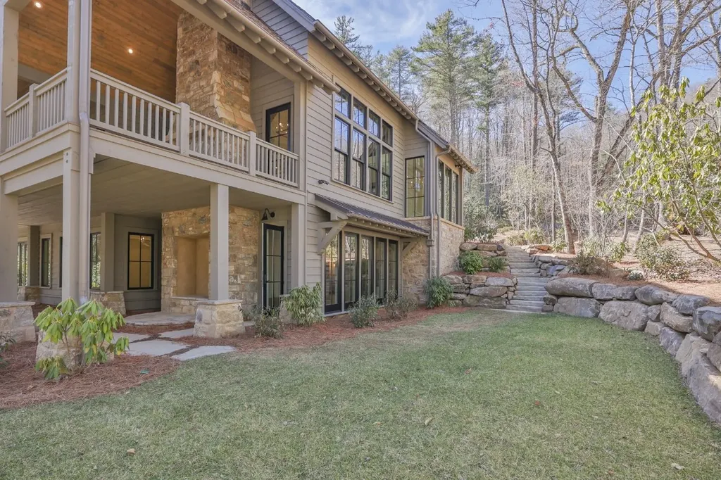 419 Thunder Creek Lane Cashiers NC 28717