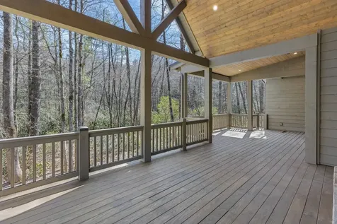 419 Thunder Creek Lane Cashiers NC 28717