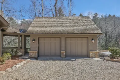 419 Thunder Creek Lane Cashiers NC 28717