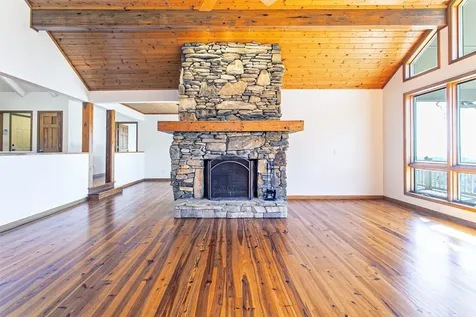 105 Boulder Knob Drive Lake Toxaway NC 28747