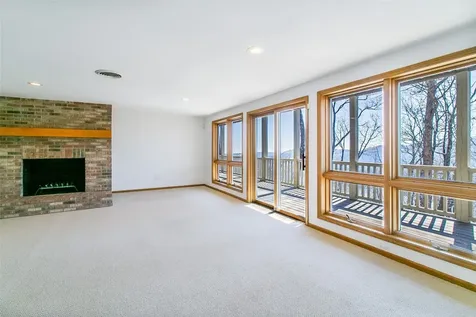 105 Boulder Knob Drive Lake Toxaway NC 28747