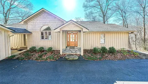 105 Boulder Knob Drive Lake Toxaway NC 28747