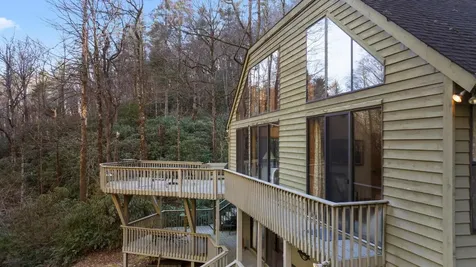 326 Trail Blazer Lane Highlands NC 28741