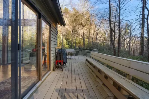 326 Trail Blazer Lane Highlands NC 28741