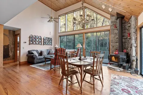 326 Trail Blazer Lane Highlands NC 28741