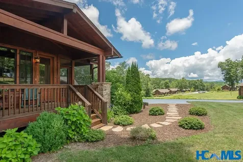 55 Big Acorn Trail Glenville NC 28736