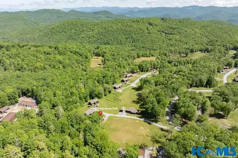 55 Big Acorn Trail Glenville NC 28736