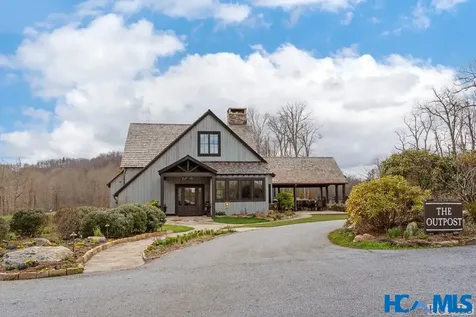 55 Big Acorn Trail Glenville NC 28736