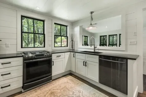 737 Many Road Highlands NC 28741