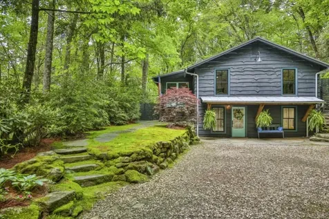 737 Many Road Highlands NC 28741