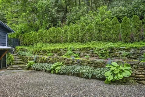 737 Many Road Highlands NC 28741