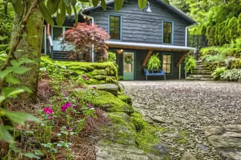 737 Many Road Highlands NC 28741