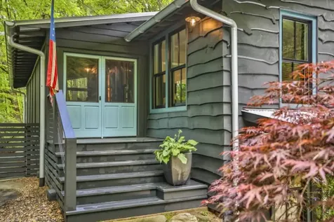 737 Many Road Highlands NC 28741