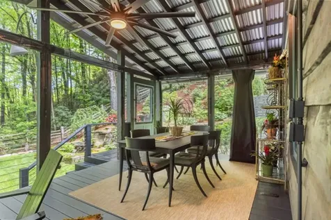 737 Many Road Highlands NC 28741