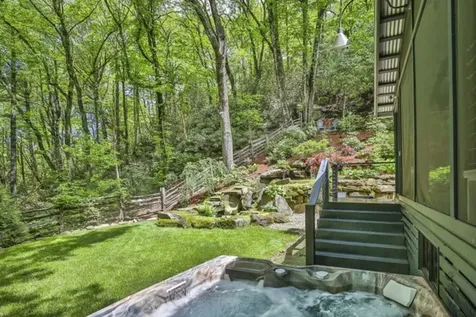 737 Many Road Highlands NC 28741