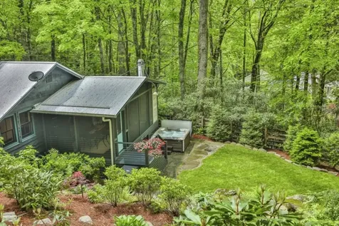 737 Many Road Highlands NC 28741