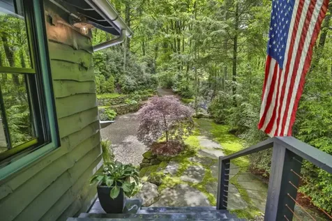 737 Many Road Highlands NC 28741