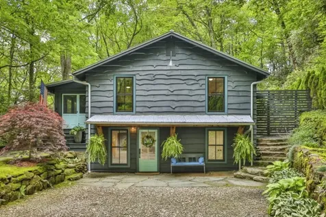 737 Many Road Highlands NC 28741