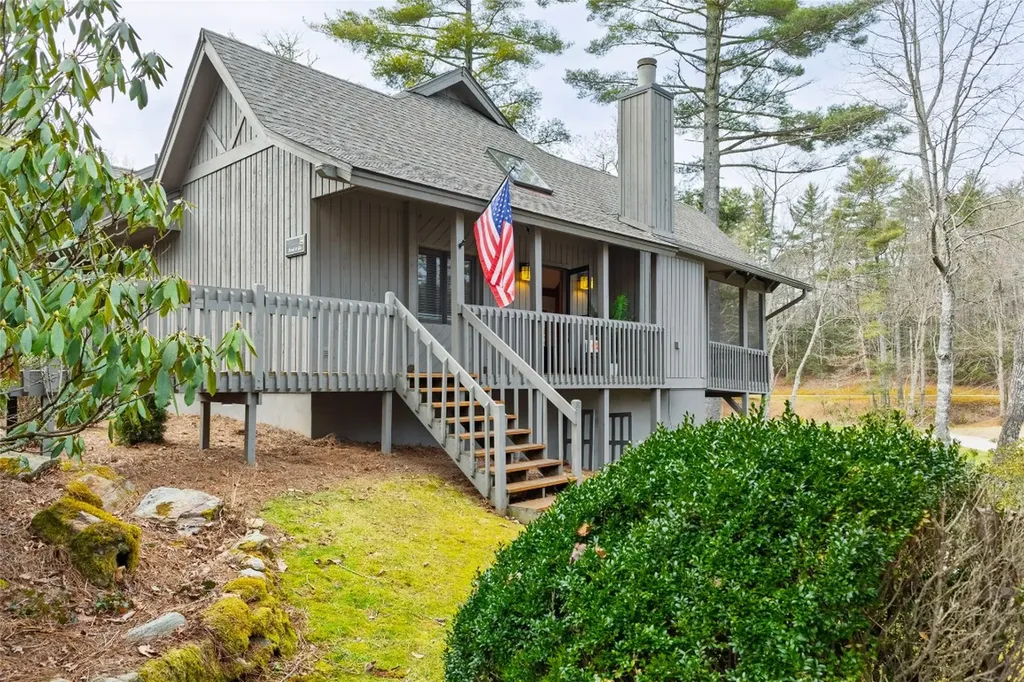 44 Fairway Villas Drive Sapphire NC 28774