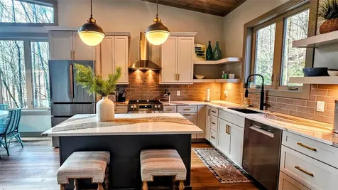 63 Speckled Feather Pass Sapphire NC 28774