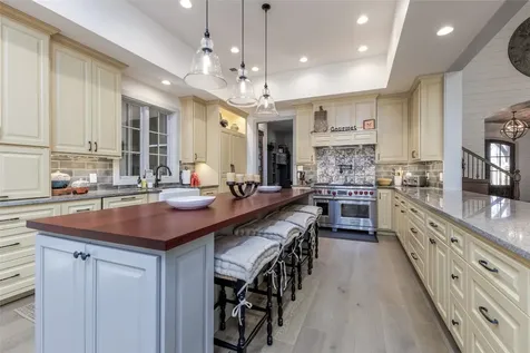 143 Foxglove Trail Glenville NC 28736