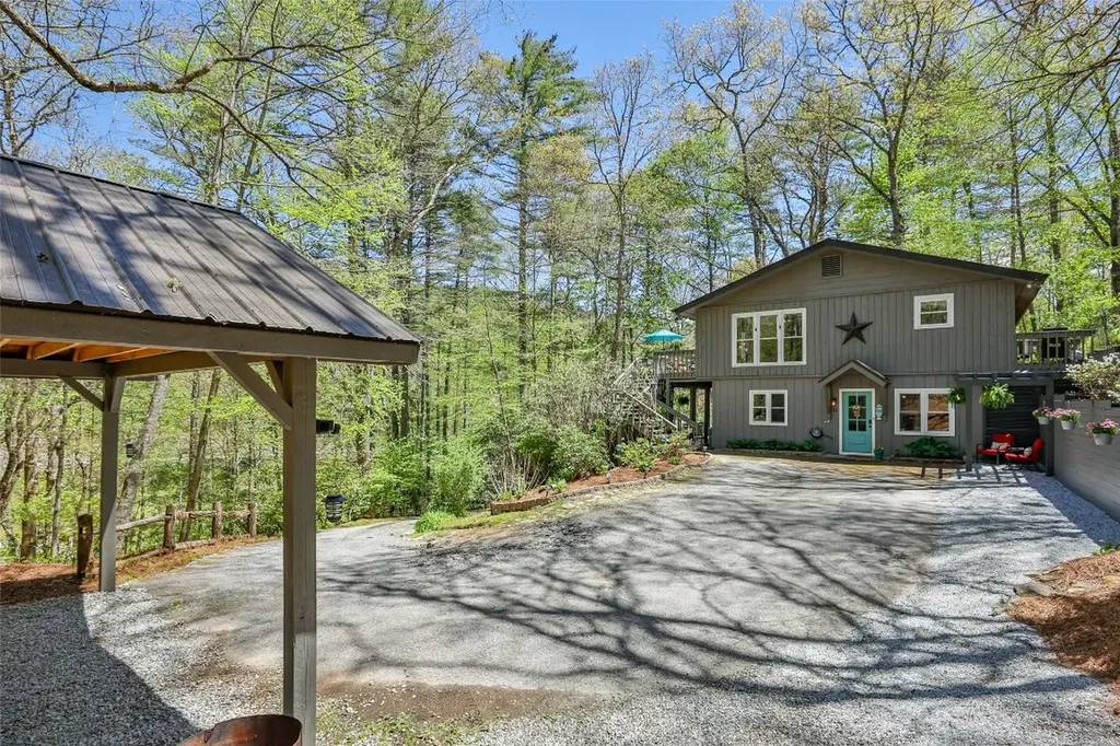 54 Lakeside Circle Drive Glenville NC 28736